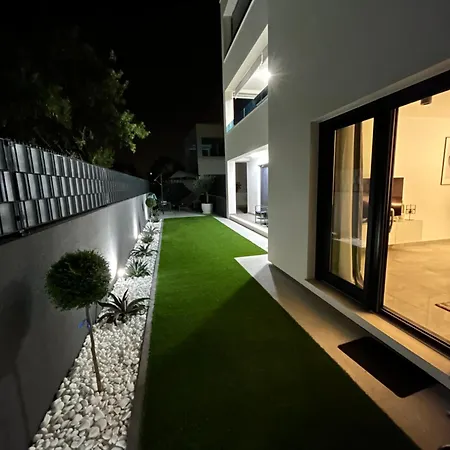 Appartement Oris, Private Parking, Private Garden Zadar