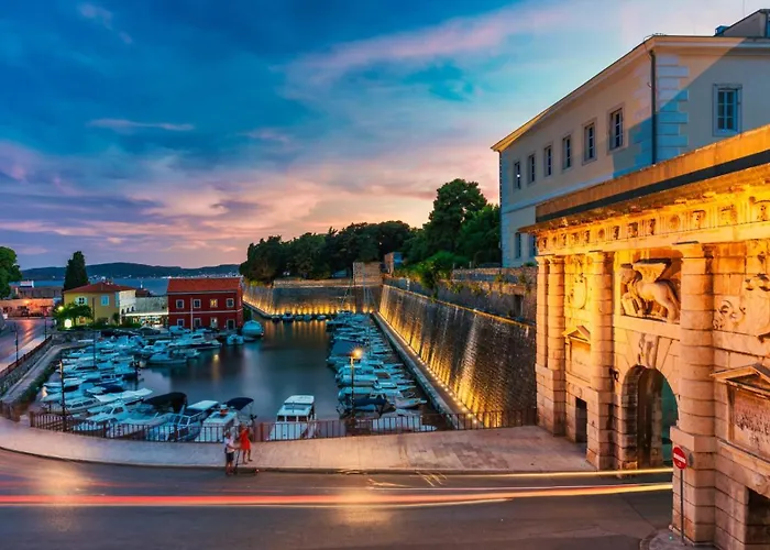 Oris, Private Parking, Garden Zadar