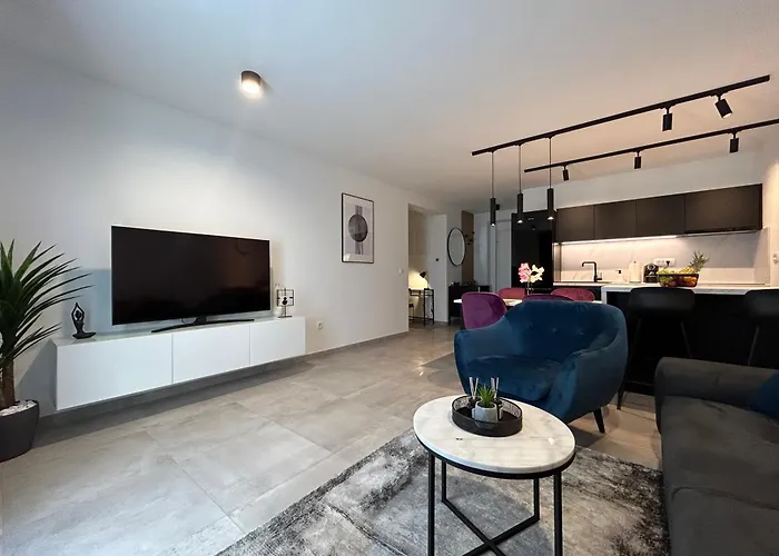 Apartment Oris, Private Parking, Garden Zadar
