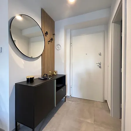 Apartment Oris, Private Parking, Garden