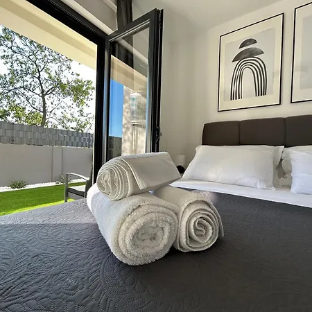 Oris, Private Parking, Garden * Zadar