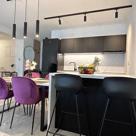Oris, Private Parking, Garden Apartment Zadar
