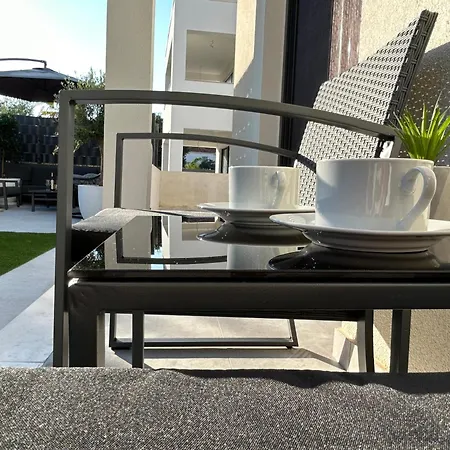 Oris, Private Parking, Garden Zadar