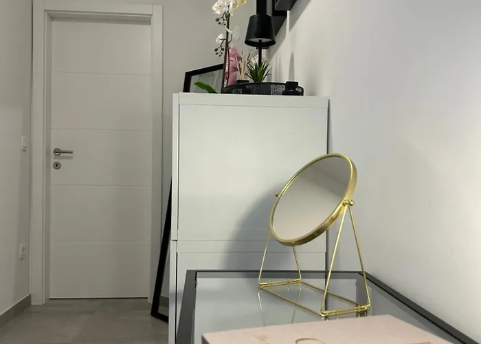 דירה Oris, Private Parking, Garden זאדאר