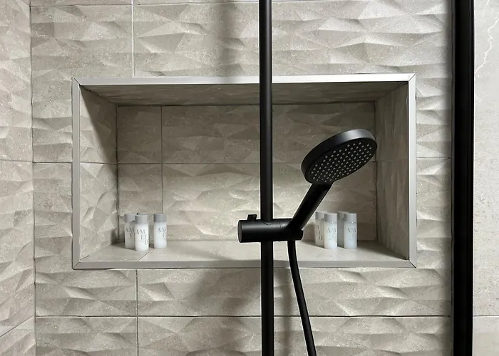 Oris, Private Parking, Garden